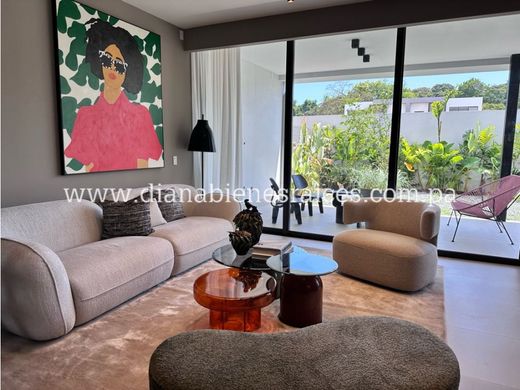 Luxe woning in Arraiján, Distrito Arraiján