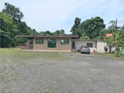 Terreno a Tocumen, Distrito de Panamá