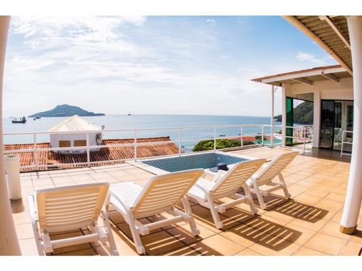 Luxury home in Taboga, Distrito de Taboga