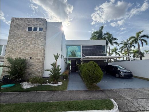 Luxury home in Panama City, Distrito de Panamá