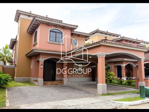 Luxury home in Juan Díaz, Distrito de Antón