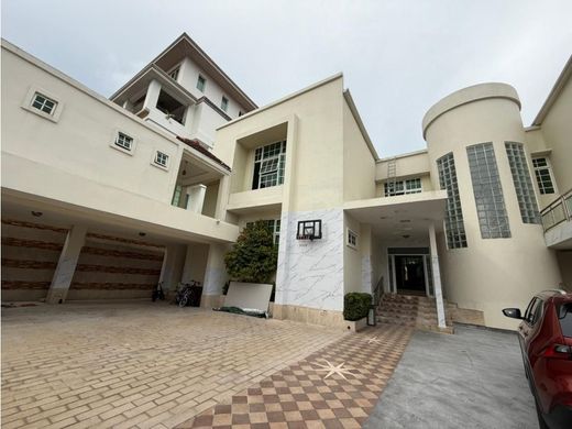 Luxury home in Panama City, Distrito de Panamá