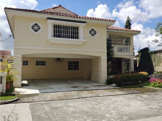 Luxus-Haus in San Miguelito, Distrito San Miguelito