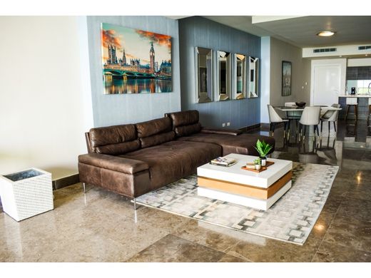 Piso / Apartamento en Bella Vista, Distrito de Donoso