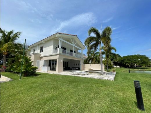 Casa di lusso a Río Hato, Distrito de Antón