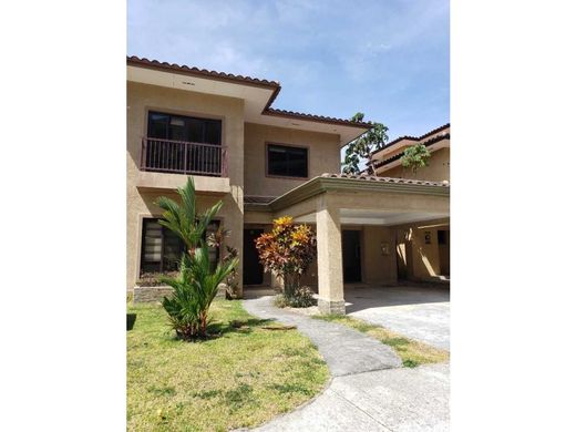 ‏בתי יוקרה ב  Ancón, Distrito de Panamá