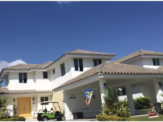 Luxury home in Antón, Distrito de Antón