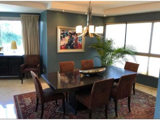 Luxe woning in La Cresta, Distrito de Panamá