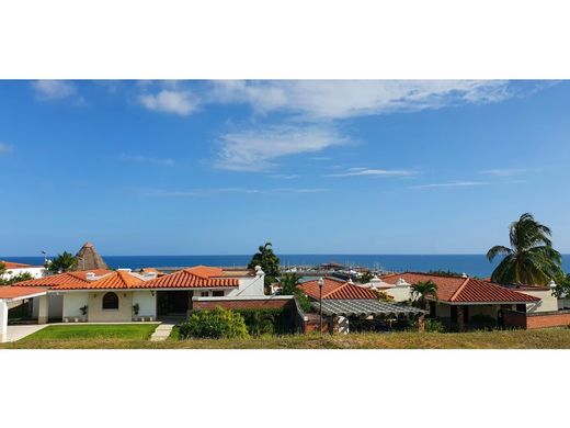 Luxury home in San Carlos, Distrito de San Carlos