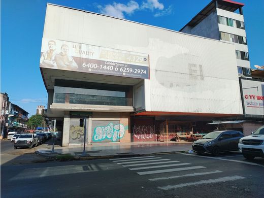 Edificio en Calidonia, Distrito de Soná