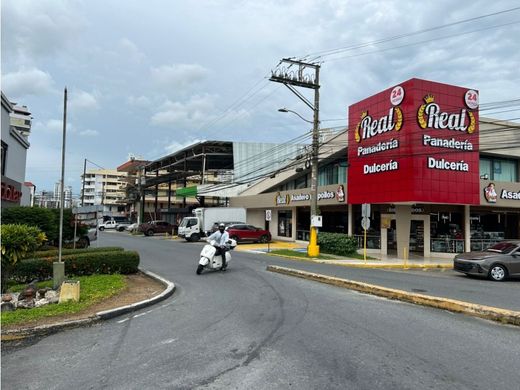 Apartment / Etagenwohnung in Bella Vista, Distrito de Donoso