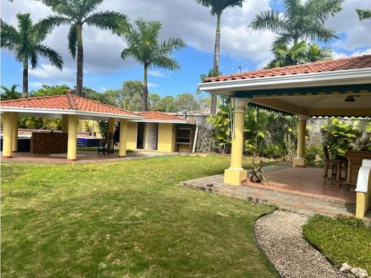 Casa de luxo - Juan Díaz, Distrito de Antón