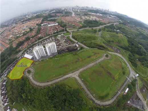 Land in San Miguelito, Distrito San Miguelito