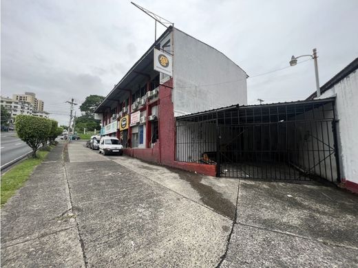 Wohnkomplexe in Panama-Stadt, Distrito de Panamá