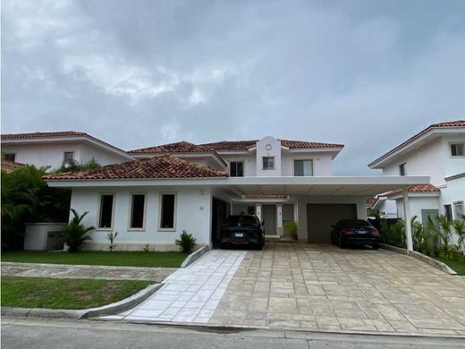 Luxury home in Juan Díaz, Distrito de Antón