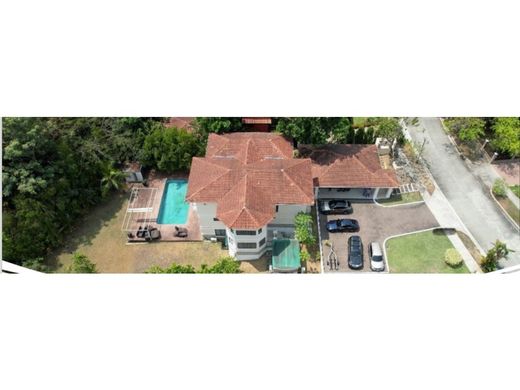 ‏בתי יוקרה ב  Ancón, Distrito de Panamá