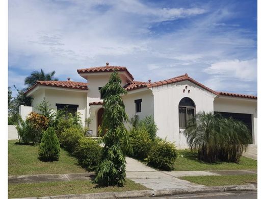 Luxury home in San Carlos, Distrito de San Carlos
