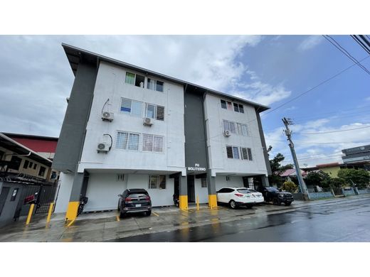 Wohnkomplexe in Río Abajo, Distrito de Panamá