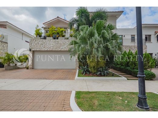 Lüks ev Juan Díaz, Distrito de Antón