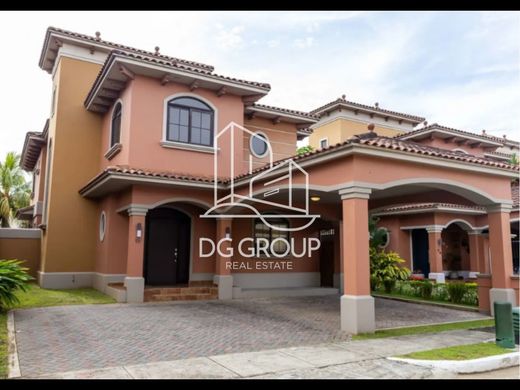 Πολυτελή κατοικία σε Juan Díaz, Distrito de Antón