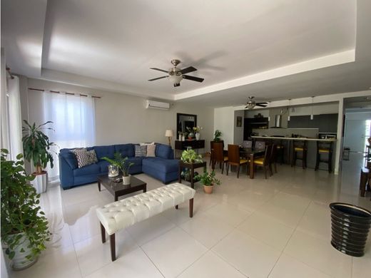 Luxus-Haus in San Miguelito, Distrito San Miguelito