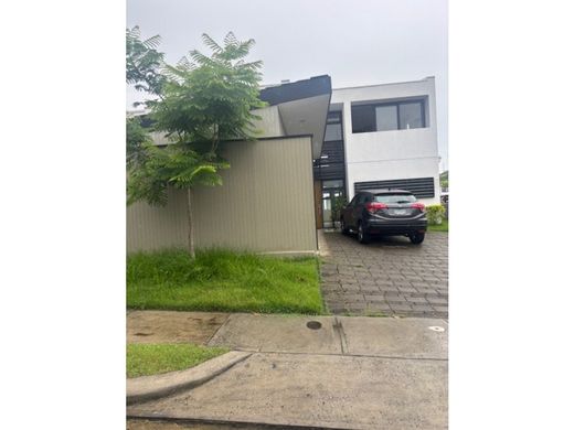 Casa di lusso a San Miguelito, Distrito San Miguelito