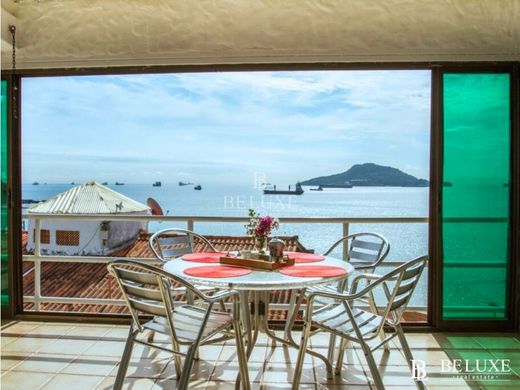 Wohnkomplexe in Taboga, Distrito de Taboga