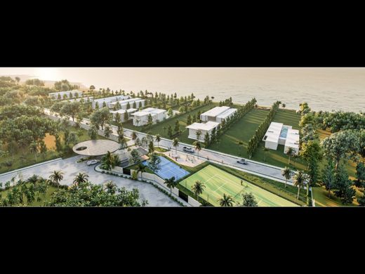 Grond in San Carlos, Distrito de San Carlos