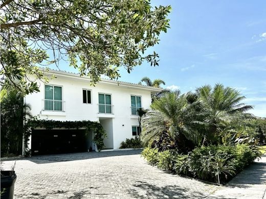 Luxury home in Antón, Distrito de Antón