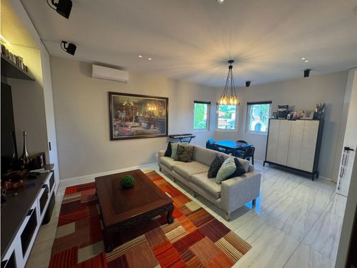 Casa de lujo en Juan Díaz, Distrito de Antón