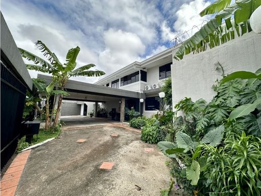 Casa de lujo en Betania, Distrito de Panamá