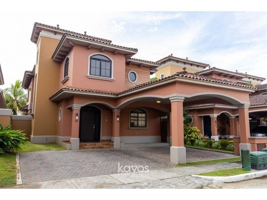 Luxus-Haus in Panama-Stadt, Distrito de Panamá