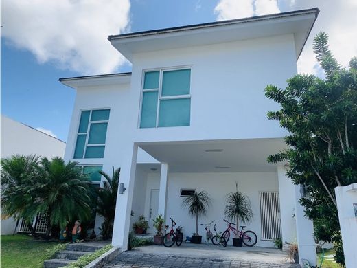 Casa di lusso a San Miguelito, Distrito San Miguelito