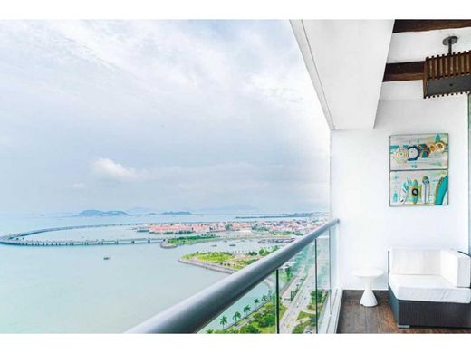 Apartment / Etagenwohnung in Bella Vista, Distrito de Donoso