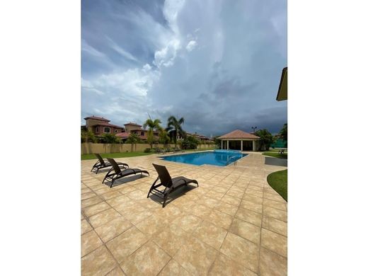 Luxus-Haus in Juan Díaz, Distrito de Antón