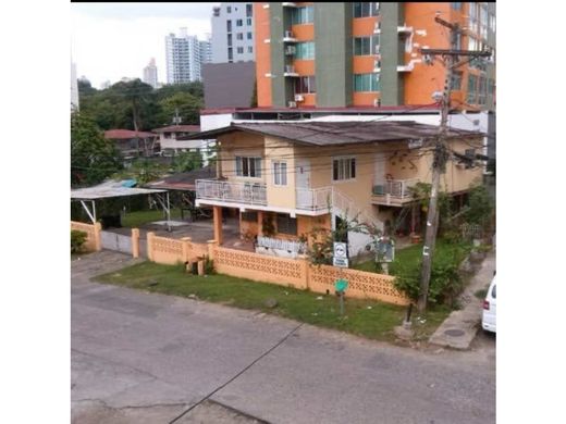 Casa di lusso a Carrasquilla, Distrito de Panamá