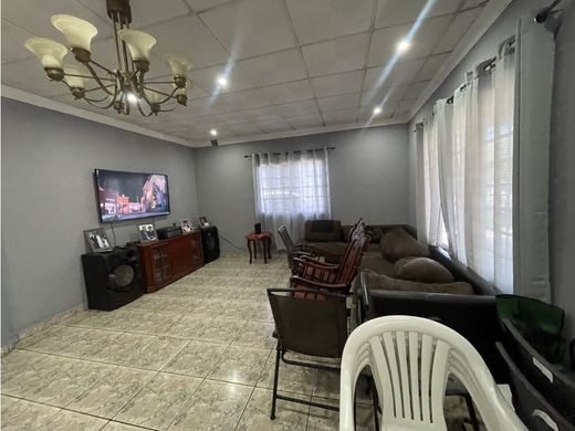 Maison de luxe à David, Distrito de David