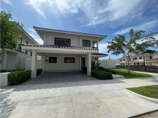 Casa di lusso a San Miguelito, Distrito San Miguelito