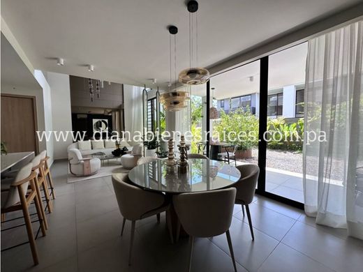 Maison de luxe à Arraiján, Distrito Arraiján