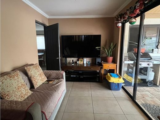 Luxury home in La Chorrera, Distrito de La Chorrera