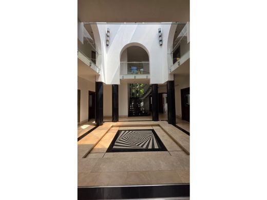 호화 저택 / Juan Díaz, Distrito de Antón