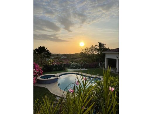 Casa di lusso a San Carlos, Distrito de San Carlos