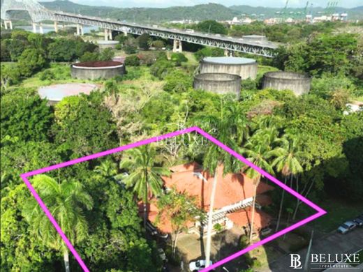 Terreno a Panamá, Distrito de Panamá