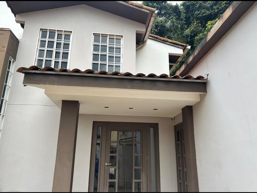 Casa di lusso a Albrook, Distrito de Panamá