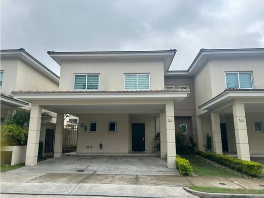 Casa di lusso a San Miguelito, Distrito San Miguelito