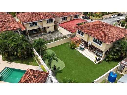 Casa di lusso a San Miguelito, Distrito San Miguelito