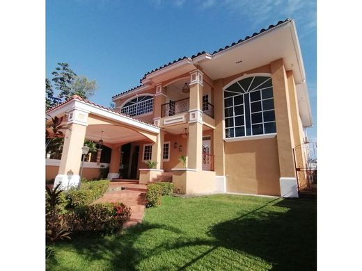 Luxury home in Las Lajas, Distrito de Panamá