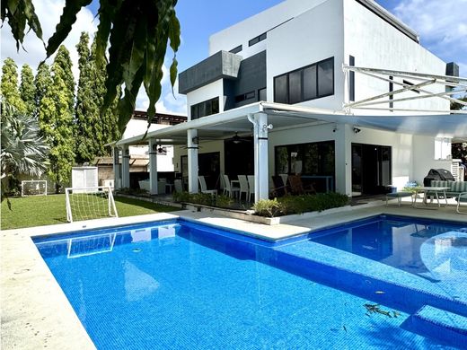 منزل ﻓﻲ Río Hato, Distrito de Antón