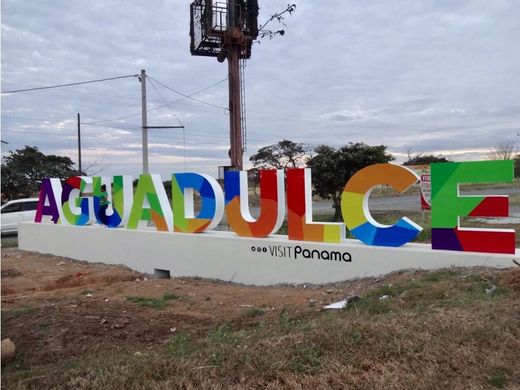 ‏קרקע ב  Aguadulce, Distrito de Aguadulce