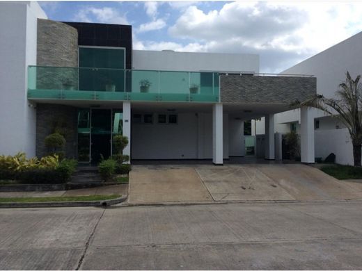 Luxus-Haus in Panama-Stadt, Distrito de Panamá